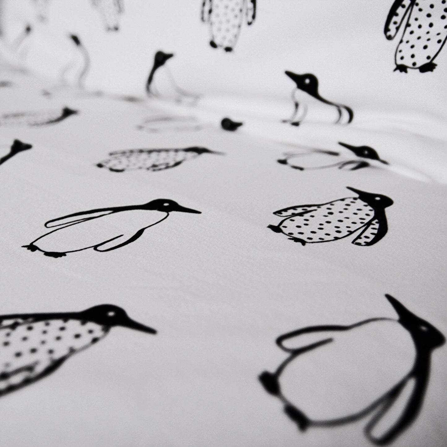 Penguin Cotbed Duvet set - Fred & Noah